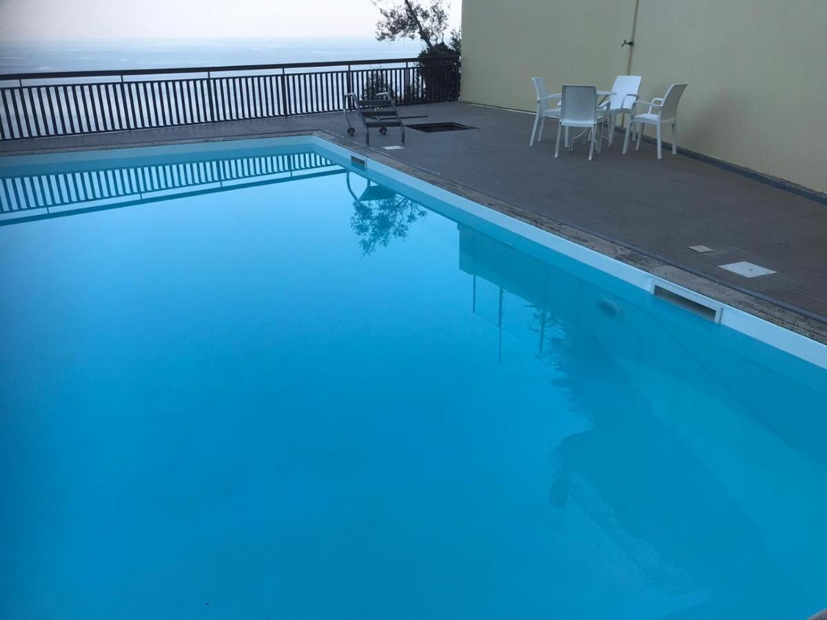 Taormina Panoramic Seaview Apartment Exterior photo